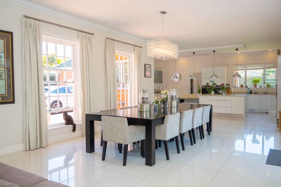 5 Bedroom Property for Sale in Walmer Eastern Cape